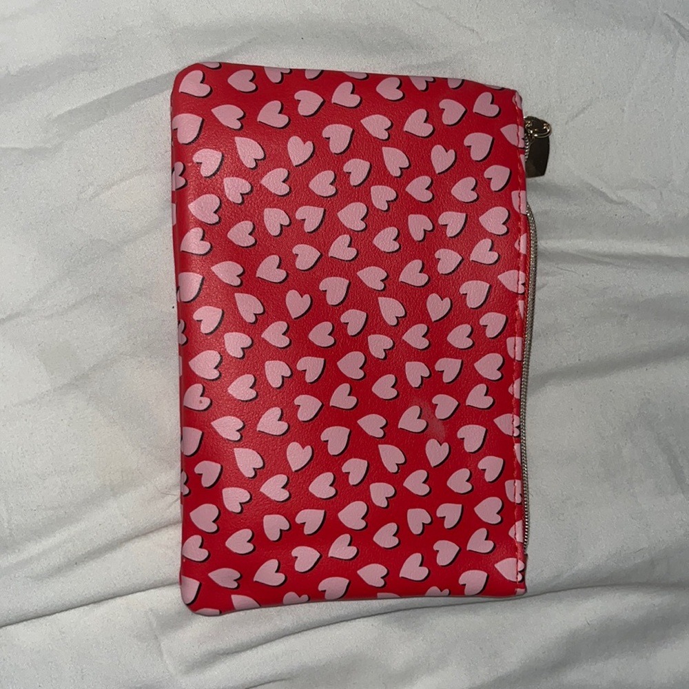 makeup pouch
